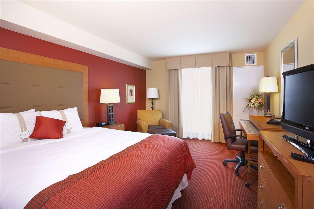 Holiday Inn Oakland Airport By Ihg Exterior photo