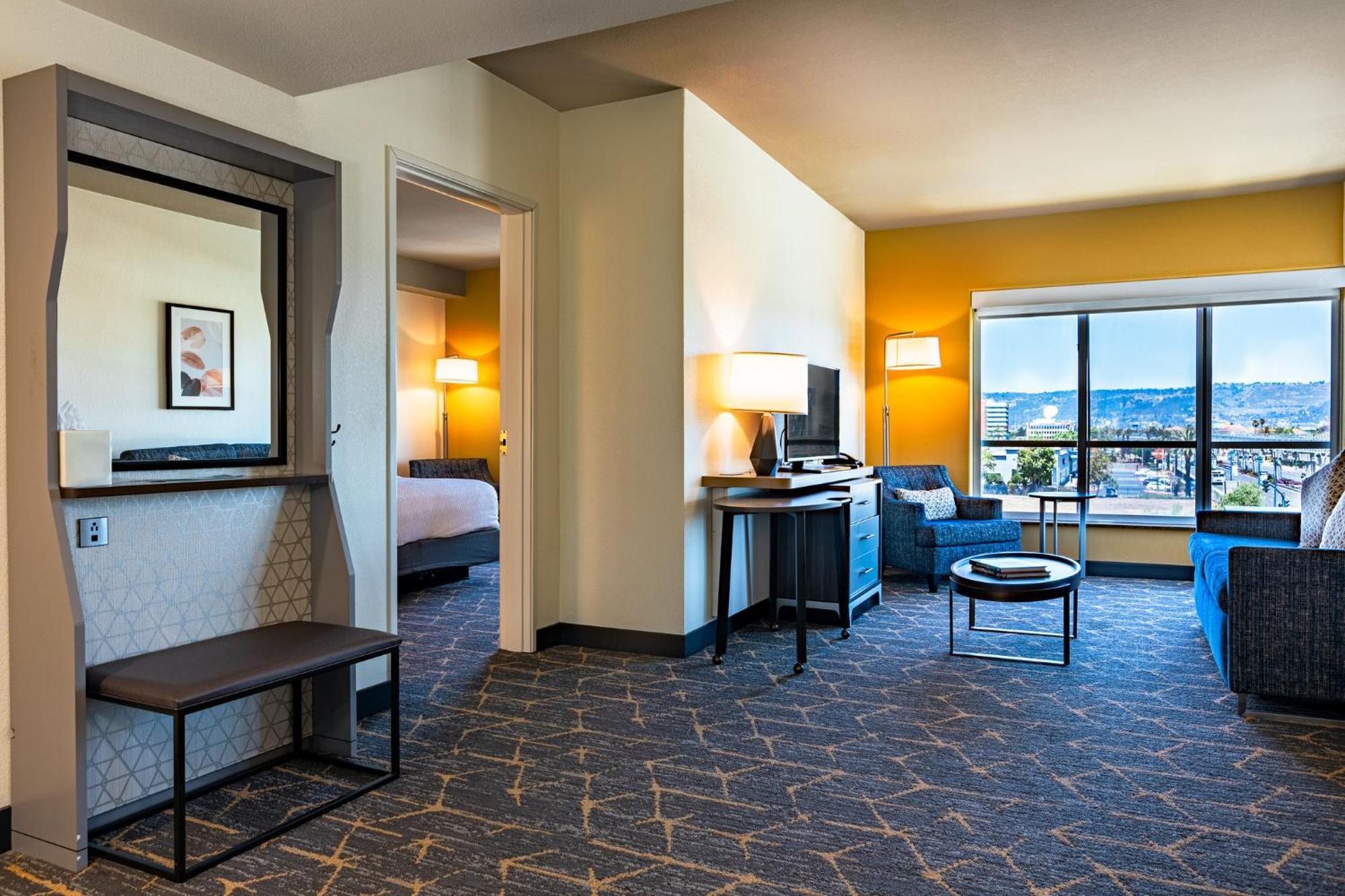 Holiday Inn Oakland Airport By Ihg Exterior photo